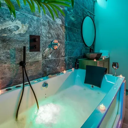 Le Bali Jacuzzi Et Wifi *
